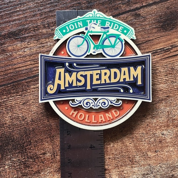 ❤️ 2/$20 or 3/$25 Amsterdam Souvenir Magnet - Picture 3 of 4